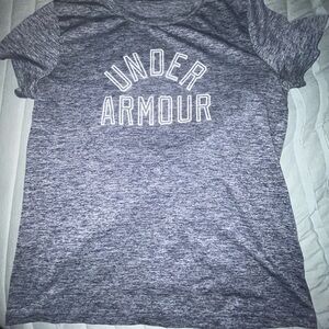 EUC WOMENS BUNDLE SHIRTS M/L ACTIVE WEAR